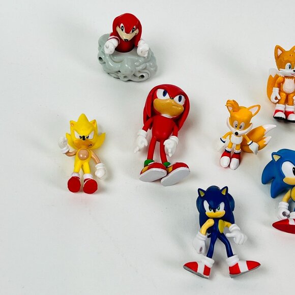 Sonic The Hedgehog Lot of 13 Mixed Figure & a Car - Picture 2 of 4